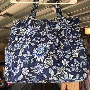 NWOT VERA BRADLEY TOTE